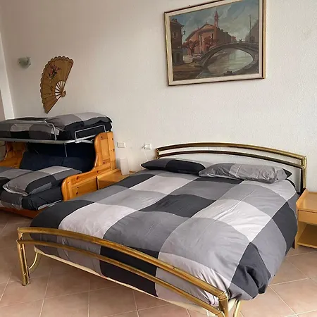 Di Apartment *